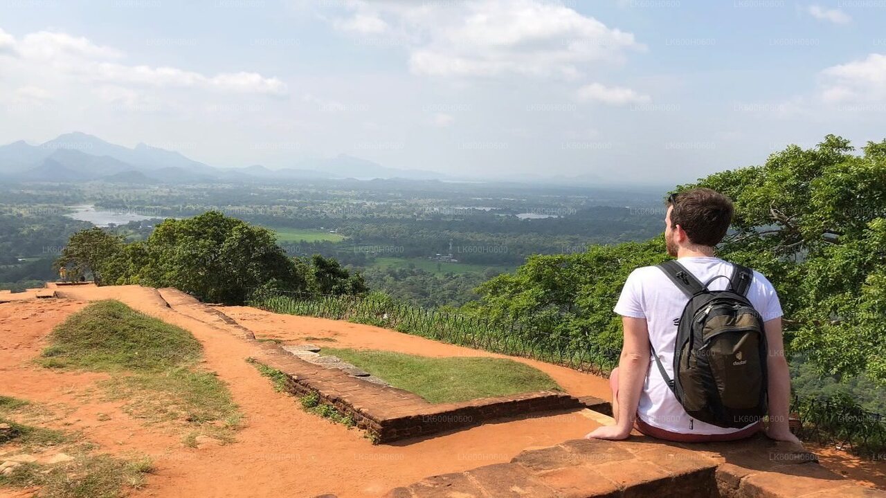 来自 Kitulgala 的 Sigiriya 和 Dambulla