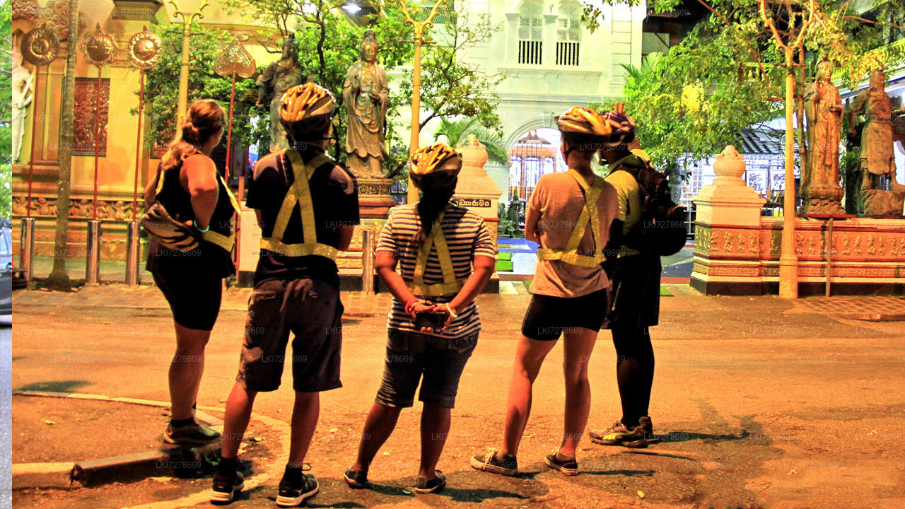 从科伦坡出发的夜间自行车