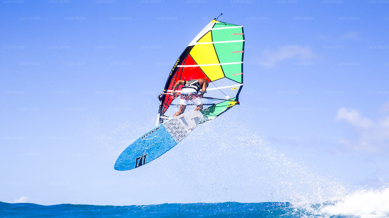 4 hour Beginner Windsurfing Course from Kalpitiya (1 Person)